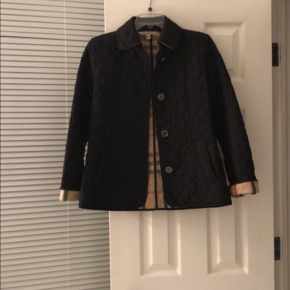 Burberry quilted black jacket
